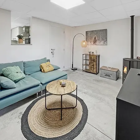 La Taniere De Besinne Holiday home