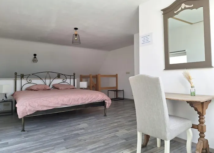 La Taniere De Besinne Holiday home Profondeville